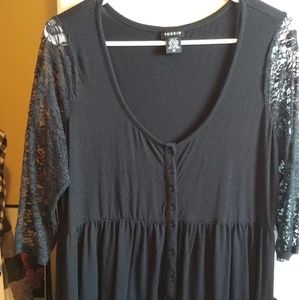 Long sleeve lace top